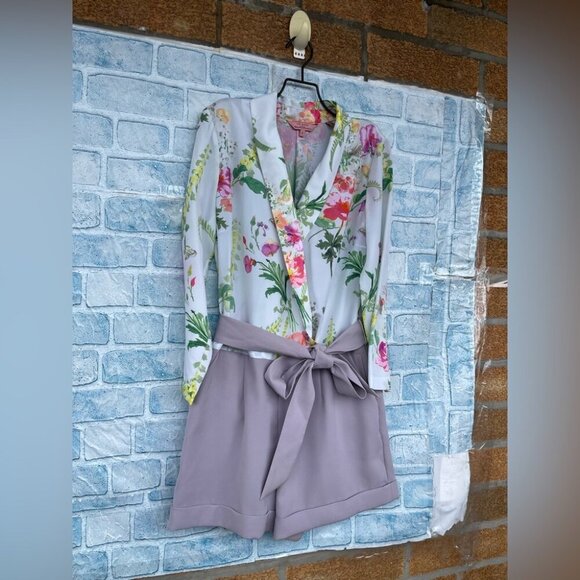 Ted Baker Playsuit - Antiguo Wallpaper size 2 /8 - Picture 4 of 15